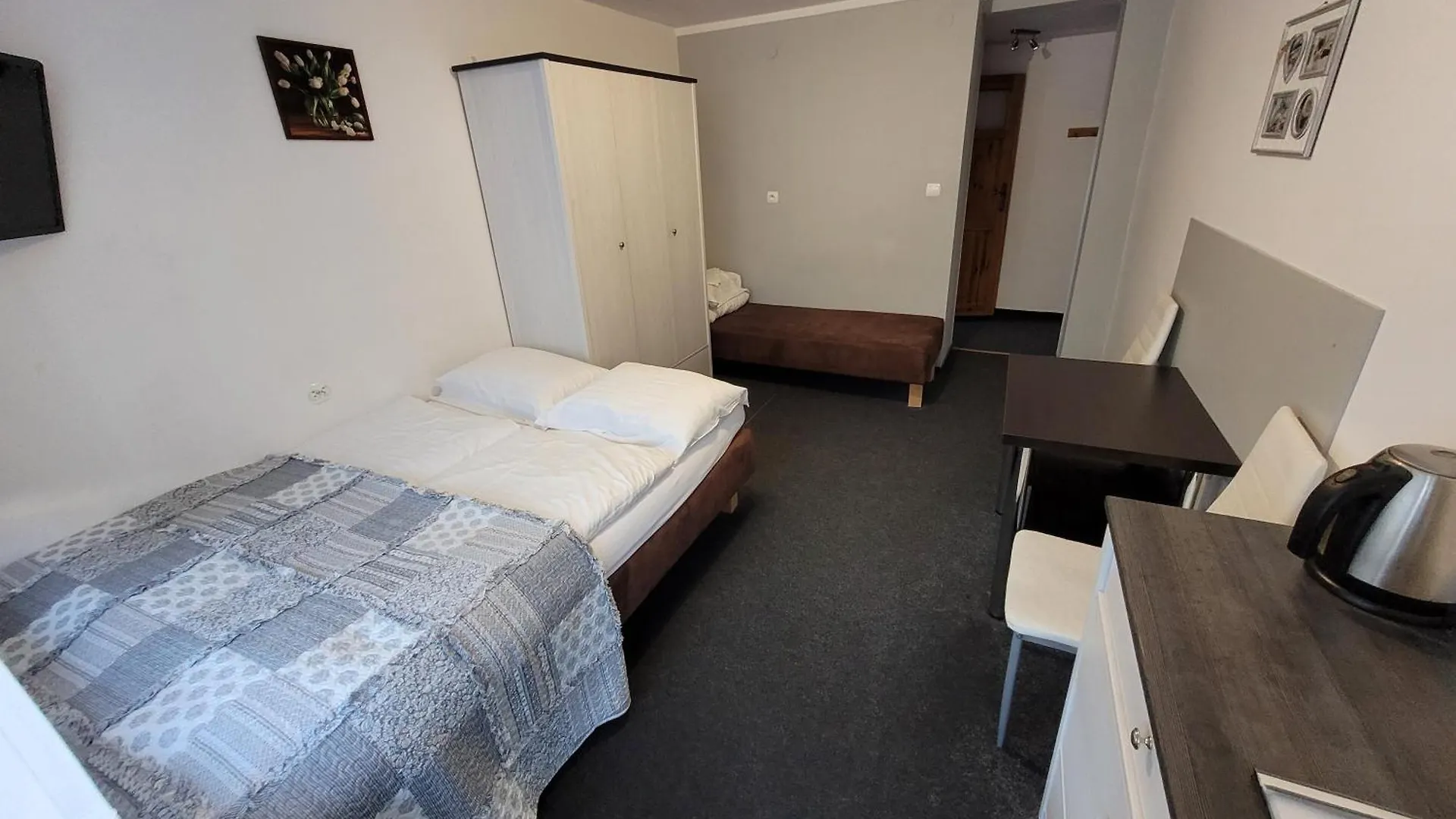 4 Pory Roku Bed & Breakfast Karpacz 0*,